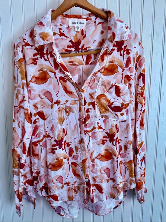 cloth & stone Tops - Cloth & Stone Watercolor Floral Button-Up Shirt Size Small Pink & Rust